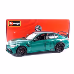 Voiture Miniature de Collection - BBURAGO - ALFA-ROMEO Giulia GTAm - 2020 - Verde Montreal - 1/18