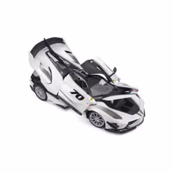 BBURAGO Ferrari FXX-K EVO 1:18 weiss Modèle de voiture de sport Pré-assemblé - Vue supplémentaire 7