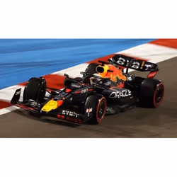 BBURAGO 1/24 RACING - 2022 REDBULL HONDA RB18 - avec casque #Verstappen