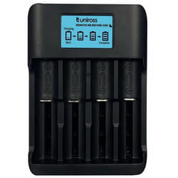 Chargeur - UNIROSS - Smart Tech LCD - Pour 1 à 4 Piles Lithium 18650 - Ni-MH 1.2V AA AAA - Rechargeable
