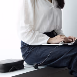 Native Union Desk câble USB 2,4 m USB 2.0 USB C Noir - Vue supplémentaire 6
