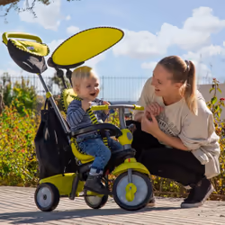 smarTrike Glow 4 in 1 Baby Trike tricycle Enfants Propulsion avant