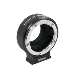 Metabones MB_NFG-M43-BM1 adaptateur d'objectifs d'appareil photo