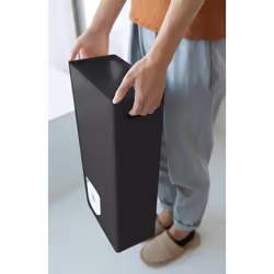 Yamazaki Toilettenpapierständer gross TOWER Noir Acier inoxydable Rangement de salle de bain