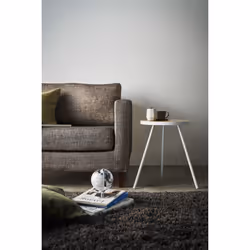 Yamazaki 5558 Table emboîtée Forme arrondie 3 pieds