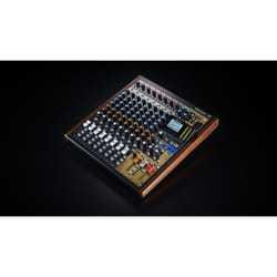 Tascam Model 12 12 canaux 20 - 20000 Hz Noir, Bois