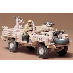 Maquette Land Rover Pink Panther SAS Tamiya 1/35 - Modèle militaire rose pour adulte