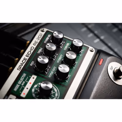 BOSS RE-202 Space Echo Pédale d'expression Noir - Vue supplémentaire 6