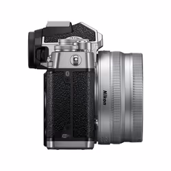 Nikon Z fc + 16-50 VR + 50-250 VR-kit MILC 20,9 MP CMOS 5568 x 3712 pixels Noir, Argent - Vue supplémentaire 14