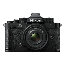 Nikon Z f + NIKKOR Z 40mm f/2 SE MILC 24,5 MP CMOS 6048 x 4032 pixels Noir