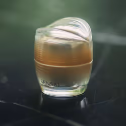 Sensai Ultimate The Cream Crèmes de jour et de nuit Visage 40 ml - Vue supplémentaire 4