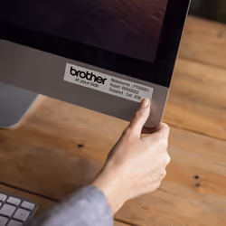 Brother PTD610BTVPUR1 imprimante pour étiquettes Transfert thermique Avec fil &sans fil TZe Bluetooth