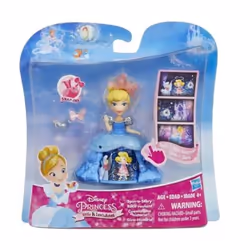 Hasbro B8965 poupée