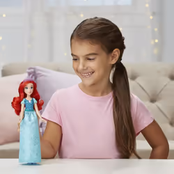 Hasbro ARIEL POUSSIERE D'ETOILES