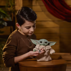Hasbro Star Wars The Mandalorian Figurine The Child Bébé Yoda Animatronic - Vue supplémentaire 5