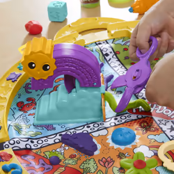 Play-Doh Fold 'n Go Playmat