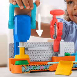 Play-Doh Stamp & Saw Tool Bench - Vue supplémentaire 8