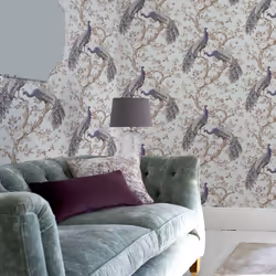 Optez pour une ambiance glamour et sophistiquée avec ce magnifique papier peint de la collection Belvedere. Ce papier peint a ...