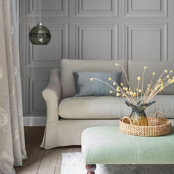Laura Ashley - Papier peint intissé Redbrook Wood Panel Pale Steel 1005 x 52cm Gris