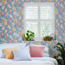 Décorez vos murs avec ce papier peint garant de bonne humeur, au motif de fleurs du printemps colorées, jonquilles et tulipes ...