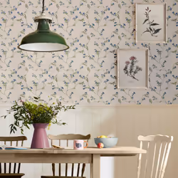 Un papier peint parfait pour un cottage traditionnel, avec sa palette de couleurs sophistiquée, sur un fond neutre et calme. ...