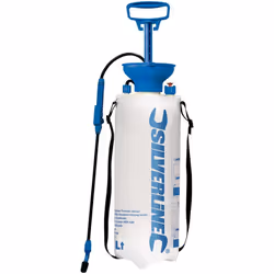 Pulvérisateur compact de taille intermédiaire, pratique dans les espaces restreints. Ouverture de remplissage conçue en forme ...