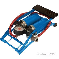 Pompe à pied double 7 bars usage intensif 38019…