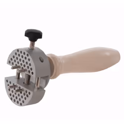 Tête de serrage amovible permettant de la fixer sur un établi. Idéal pour les objets miniatures et de forme irrégulière, joal ...