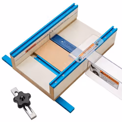 Description générale Gabarit petite pièce pour scie circulaire fabriqué en aluminium et MDF avec revêtement mélamine. Idéal p ...