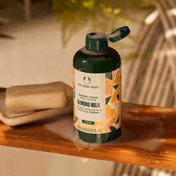 Crème douche au Lait D'AMANDE - Vue supplémentaire 2