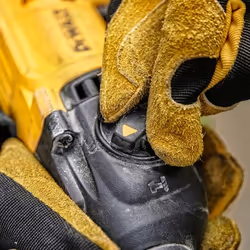 DeWALT D25134K-QS marteau rotatif 800 W Sans clé - Vue supplémentaire 5