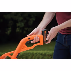 Coupe-gazon Black & Decker ST1823-QW; 18 V; 1x1,5 Ah accu. - Vue supplémentaire 4