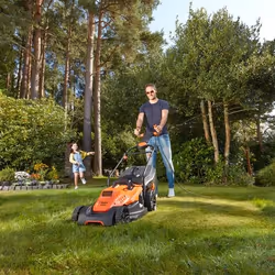 Black & Decker BEMW481ES tondeuse à gazon Tondeuse à gazon poussée Secteur Orange - Vue supplémentaire 4