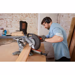 Scie à onglets composés Black & Decker BES700-QS; 1600 W; 216 mm