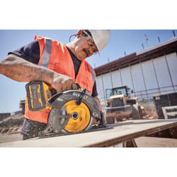 DeWALT DCS578X2 scie circulaire portative