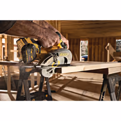 DeWALT DCS578X2 scie circulaire portative