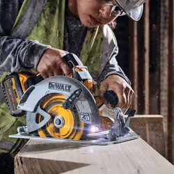 Scie circulaire sans fil DeWalt DCS573T1-QW; 18 V; 1x6,0 Ah accu.