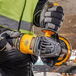 Ensemble d'outils DeWalt DCK2016T2T-QW (DCD999 + DCG418); 2x6,0 Ah accu.