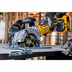 DeWALT DCS691N-XJ scie circulaire portative 11,5 cm Noir, Jaune 4500 tr/min 800 W - Vue supplémentaire 11