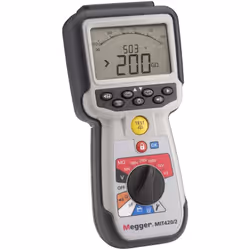 enquête CAT IV 600 V Mesure de l'isolation jusqu'à 1 kV / 200 GΩ Tension de test d'isolation stabilisée Réglage continu de la ...
