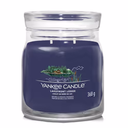 Yankee Candle Lakefront Lodge