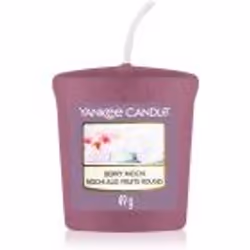 La bougie votive Yankee Candle Berry Mochi parfume votre intérieur d’une agréable odeur et crée ainsi une atmosphère cosy qui ...