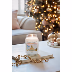 Yankee Candle Snow Globe Wonderland bougie en cire Rond Cèdre, Eucalyptus, Menthe Blanc 1 pièce(s)