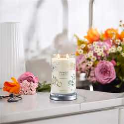 Yankee Candle Wedding Day bougie en cire Cylindre Blanc 1 pièce(s) - Vue supplémentaire 2