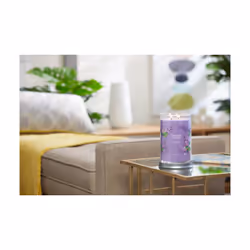 Yankee Candle Signature bougie en cire Cylindre Lavande, Lilas Violet 1 pièce(s)