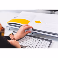 BakkerElkhuizen FlexDesk 630 Document Holder/Writing Slope - Vue supplémentaire 4