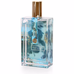 Parfum d'ambiance Heart and Home - Apaisement Parfum : Apaisement Notes : Note de tête : Cyprès Note de c&oelig ur : Eucalypt ...