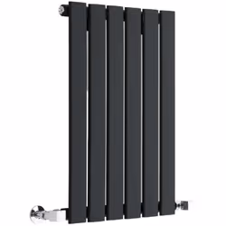 Le radiateur design horizontal Delta est doté d'une finition noire (RAL 9005) qui donne un aspect contemporain à votre espace ...