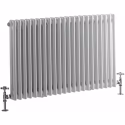 Apportez une touche rétro à votre pièce avec le radiateur à colonnes Hudson Reed Windsor. Il convient à une installation mura ...