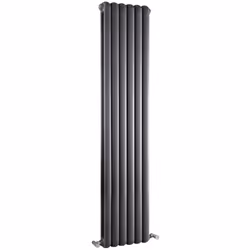 Ce radiateur design à la finition très soignée, à la peinture époxy, en acier de 1,5mm présente un design classique revisité ...